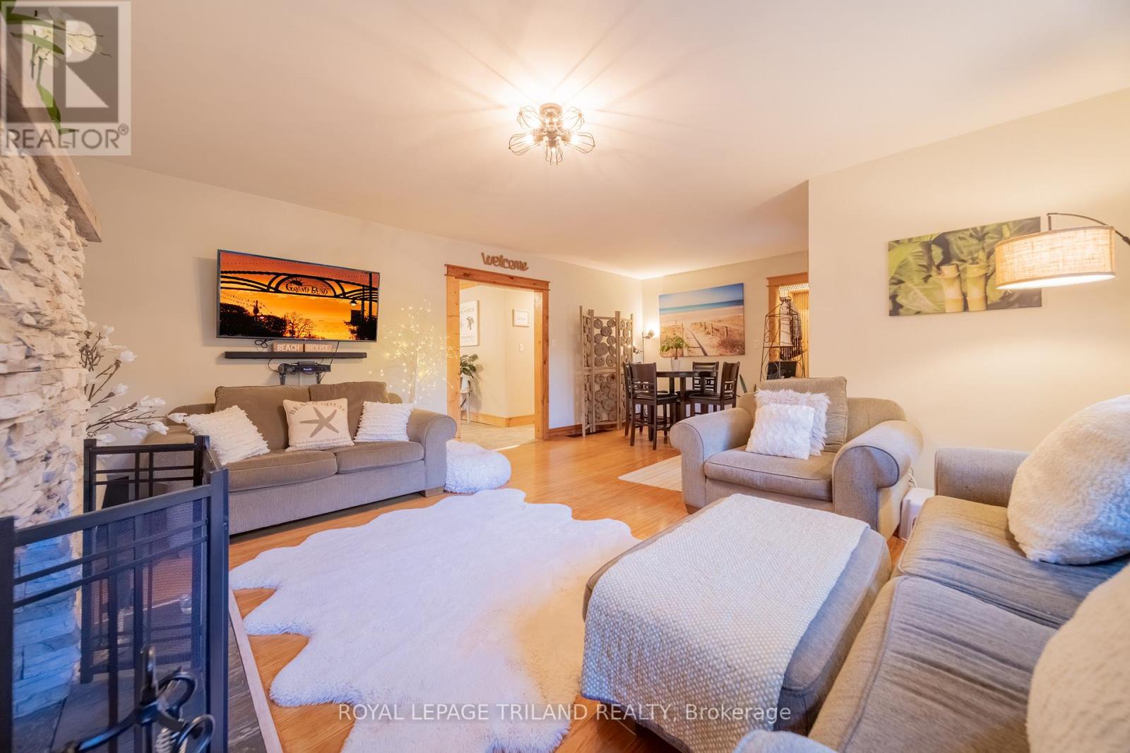 285 Ontario Street S, Lambton Shores, Ontario  N0M 1T0 - Photo 20 - X12472937