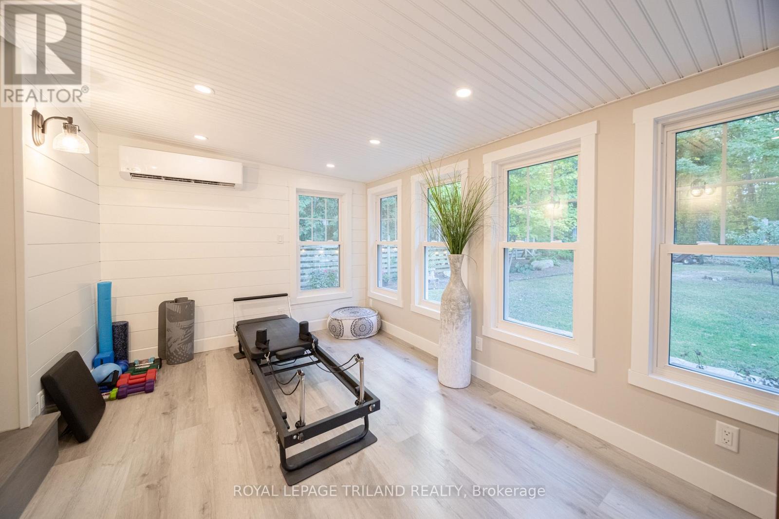 285 Ontario Street S, Lambton Shores, Ontario  N0M 1T0 - Photo 28 - X12472937