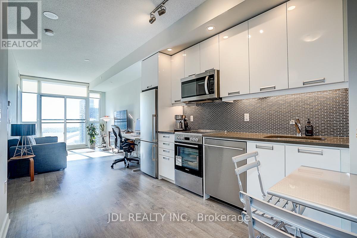 3702 - 99 John Street, Toronto, Ontario  M5V 0S6 - Photo 9 - C12435660