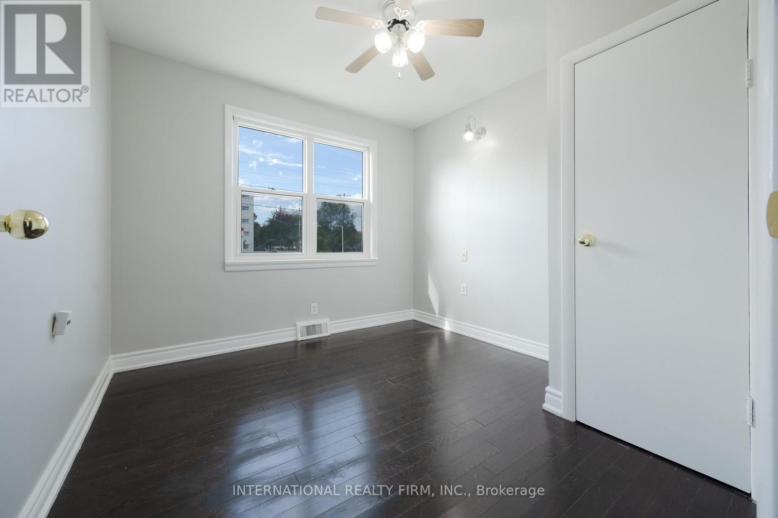 345 Park Road S, Oshawa, Ontario  L1J 4H6 - Photo 14 - E12469761