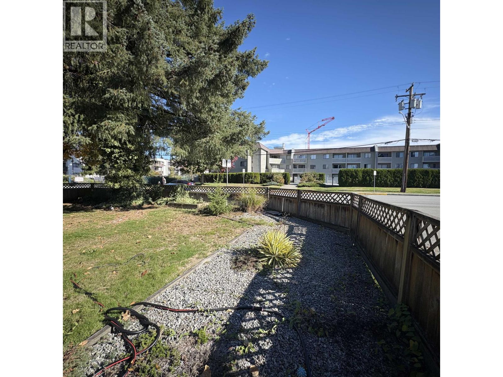12129 222 Street, Maple Ridge, British Columbia  V2X 5W4 - Photo 11 - R3060030