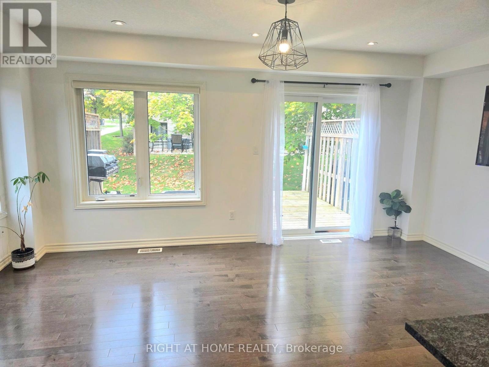 13 - 91 Poppy Drive E, Guelph, Ontario  N1L 0M6 - Photo 14 - X12472917
