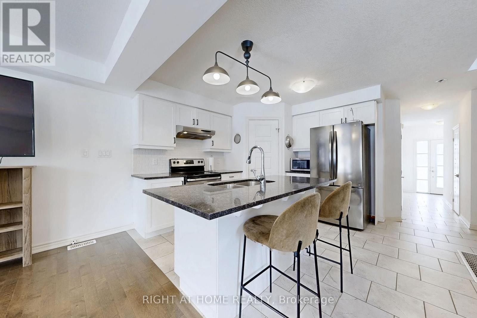 13 - 91 Poppy Drive E, Guelph, Ontario  N1L 0M6 - Photo 8 - X12472917