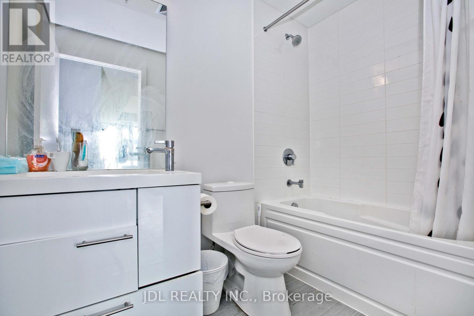3805 - 30 Nelson Street, Toronto, Ontario  M5V 0H5 - Photo 19 - C12472941
