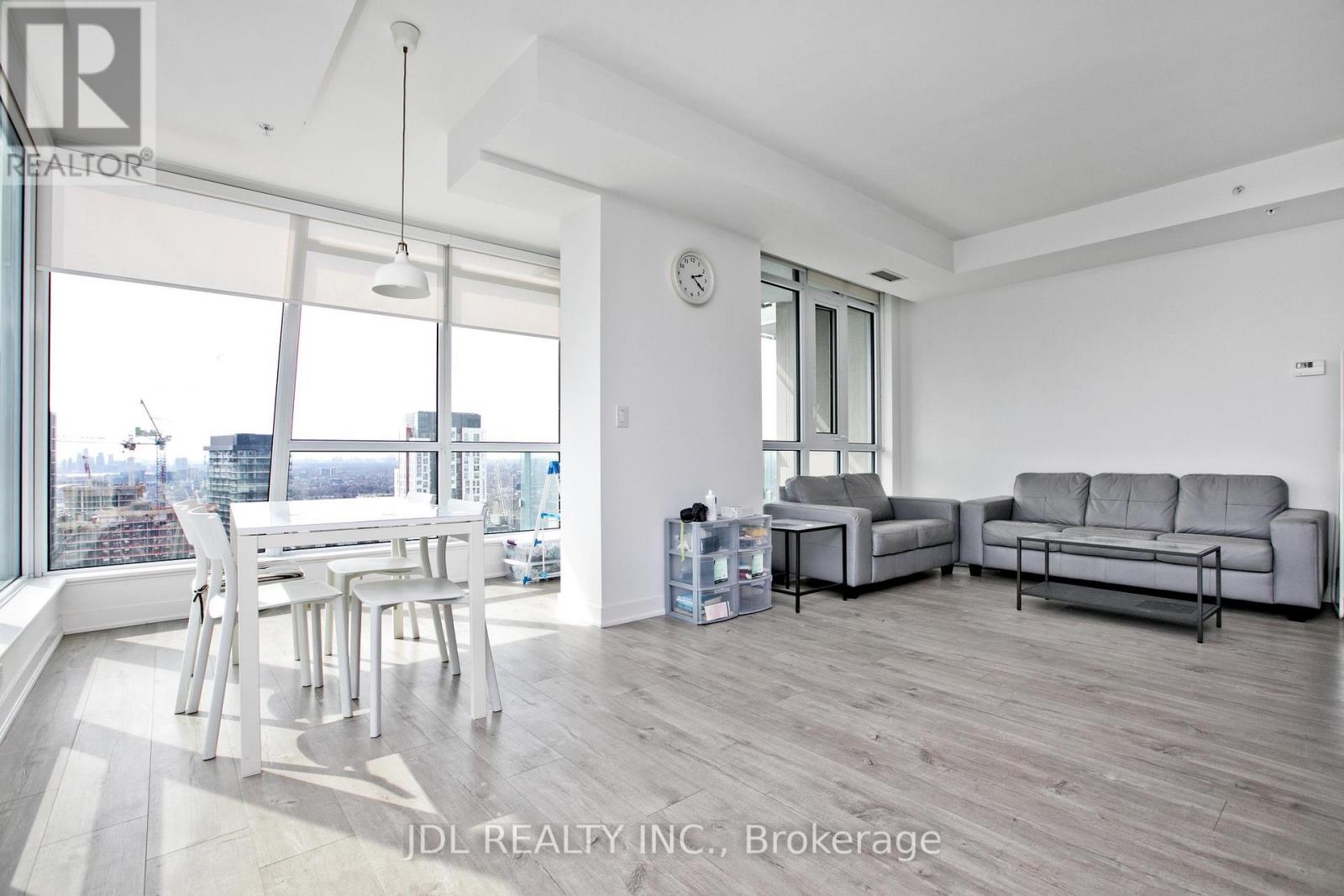3805 - 30 Nelson Street, Toronto, Ontario  M5V 0H5 - Photo 8 - C12472941