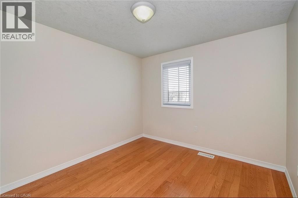 Upper-10 Verona Street, Kitchener, Ontario  N2R 1T4 - Photo 9 - 40780866