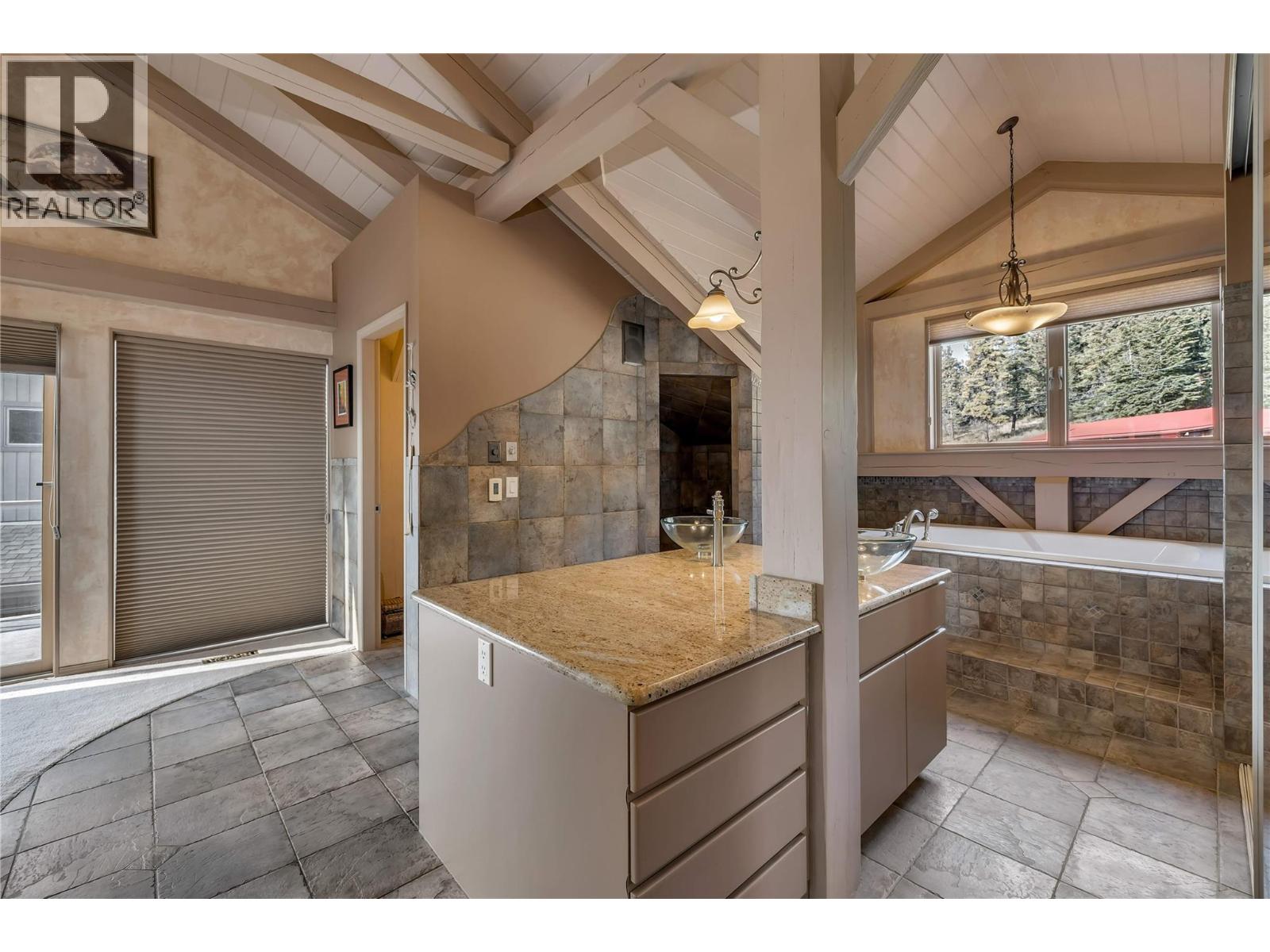 5705 Upper Booth N Road, Kelowna, British Columbia  V1X 7V7 - Photo 45 - 10362349