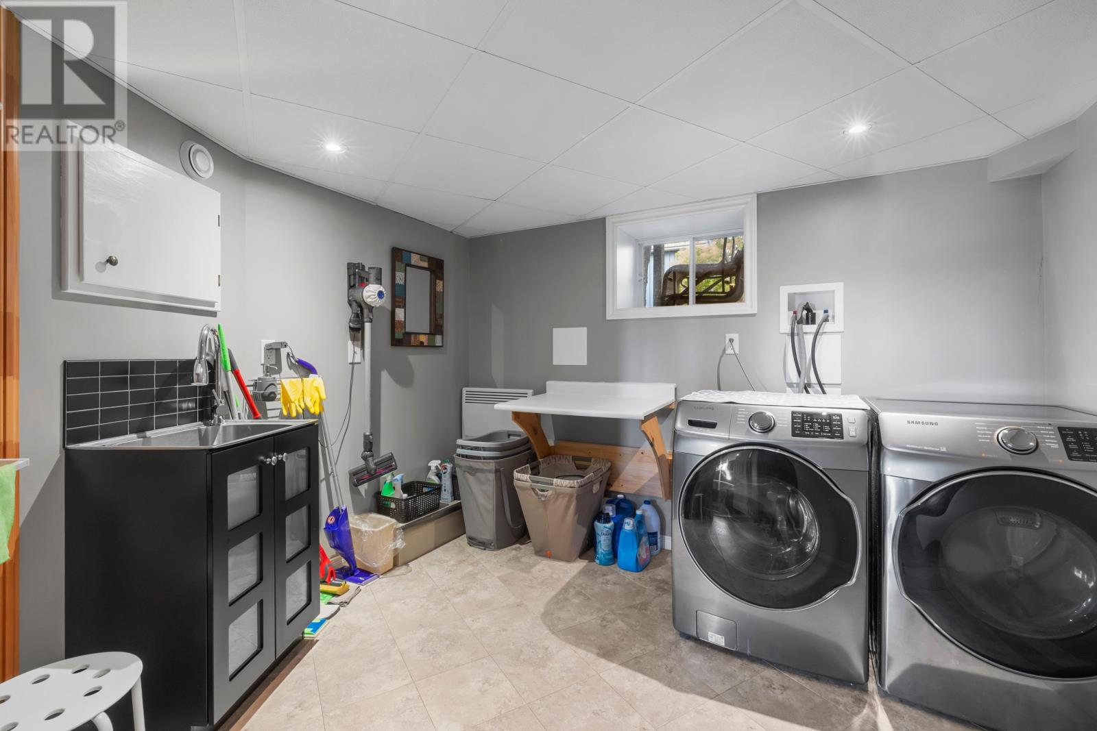 203 Ferry Road, Cornwall, Prince Edward Island  C0A 1H4 - Photo 37 - 202526239