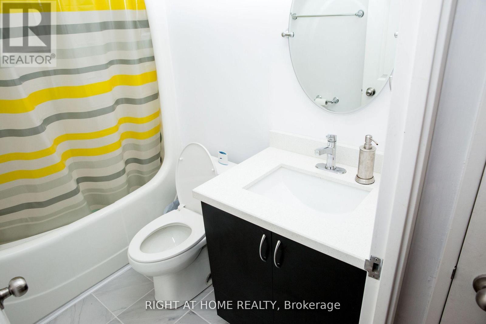 1104 - 7 Bishop Avenue, Toronto, Ontario  M2M 4J4 - Photo 8 - C12472953