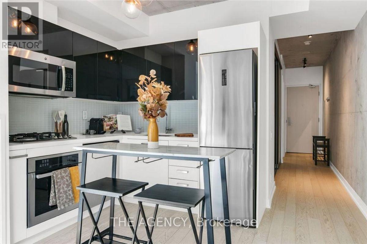 512 - 39 Brant Street, Toronto, Ontario  M5V 2L9 - Photo 11 - C12472954