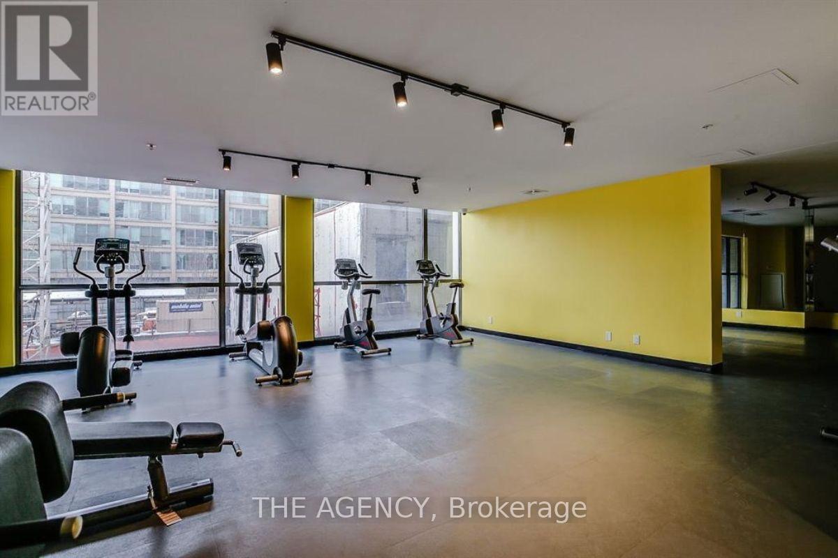 512 - 39 Brant Street, Toronto, Ontario  M5V 2L9 - Photo 19 - C12472954