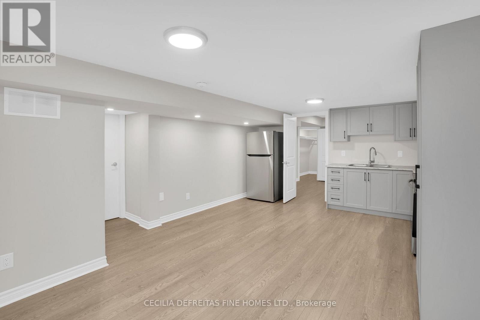 Bsmt - 99 Francesca Court, Vaughan, Ontario  L4L 9L2 - Photo 4 - N12472958