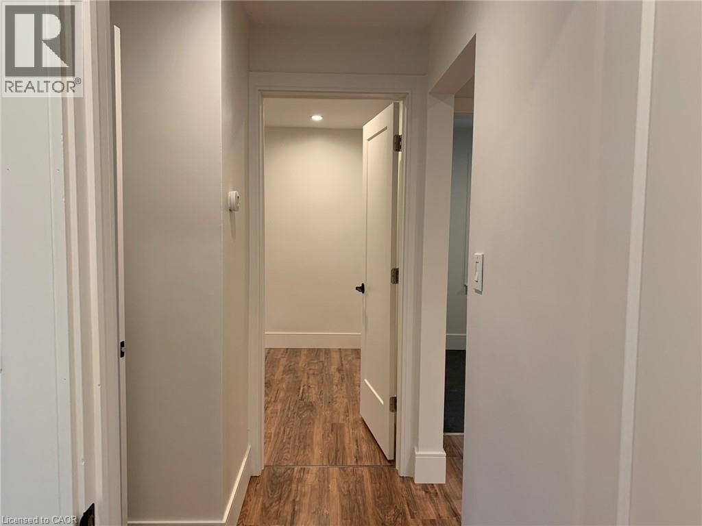204 West 19th Street, Hamilton, Ontario  L9C 4J2 - Photo 4 - 40780441