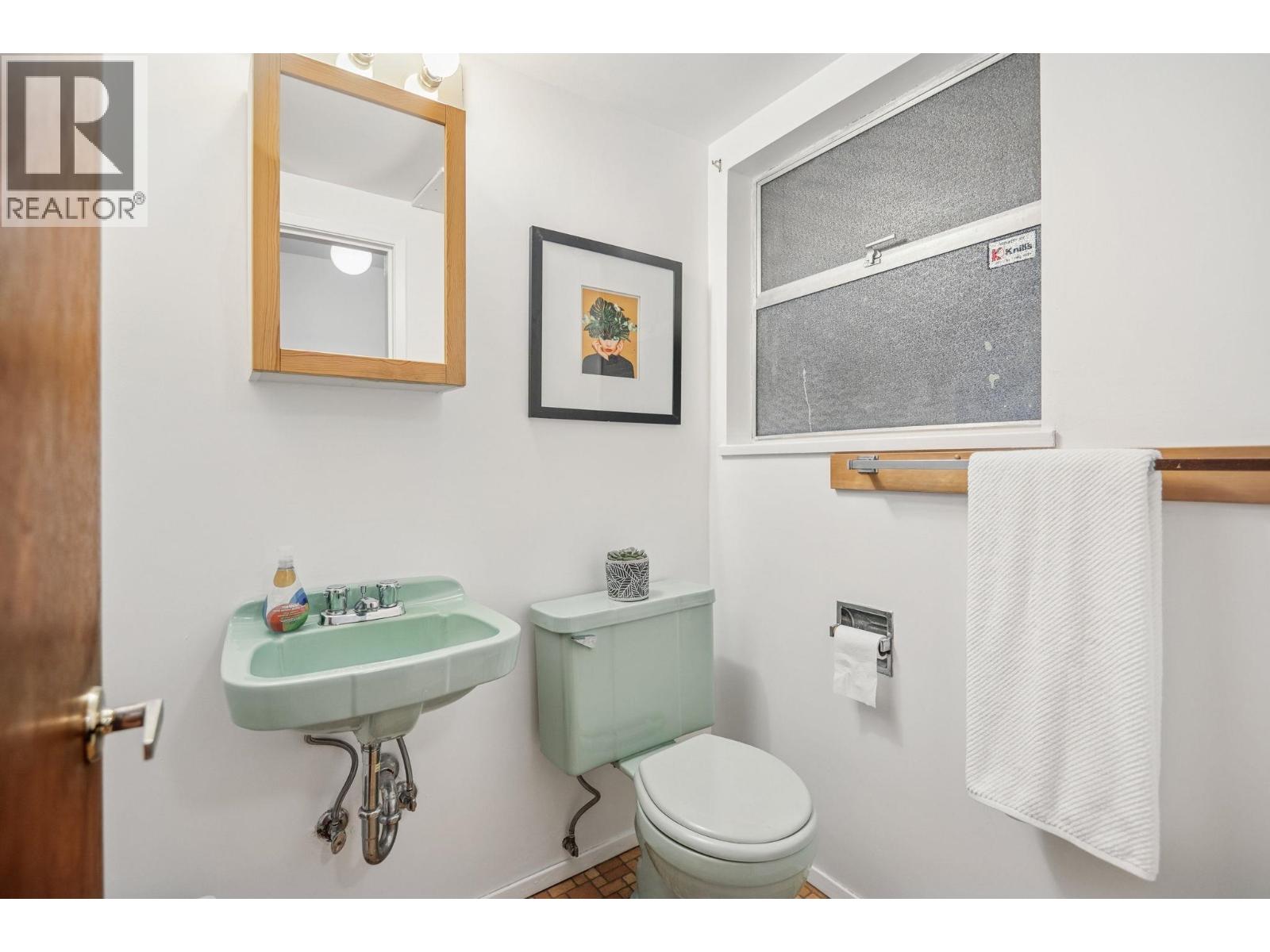2174 Hoskins Road, North Vancouver, British Columbia  V7J 3A3 - Photo 34 - R3060134