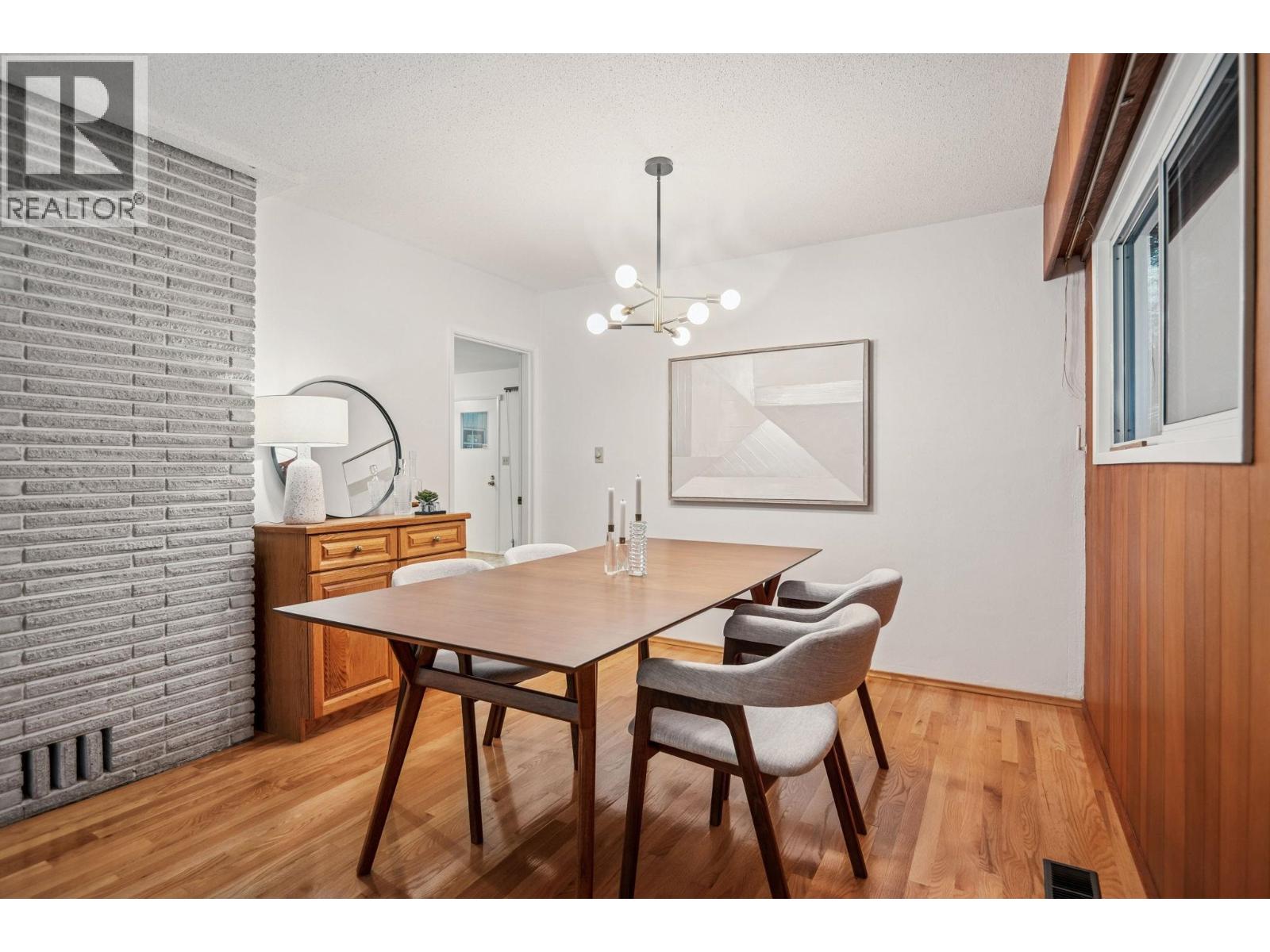 2174 Hoskins Road, North Vancouver, British Columbia  V7J 3A3 - Photo 8 - R3060134