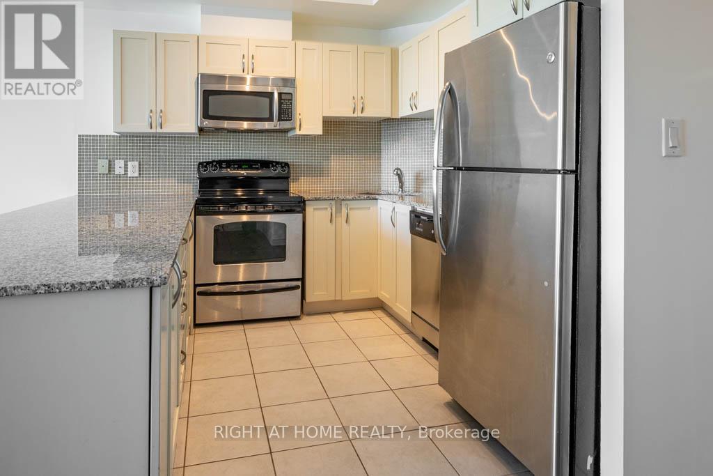 509 - 3865 Lake Shore Boulevard W, Toronto, Ontario  M8W 0A2 - Photo 10 - W12472944