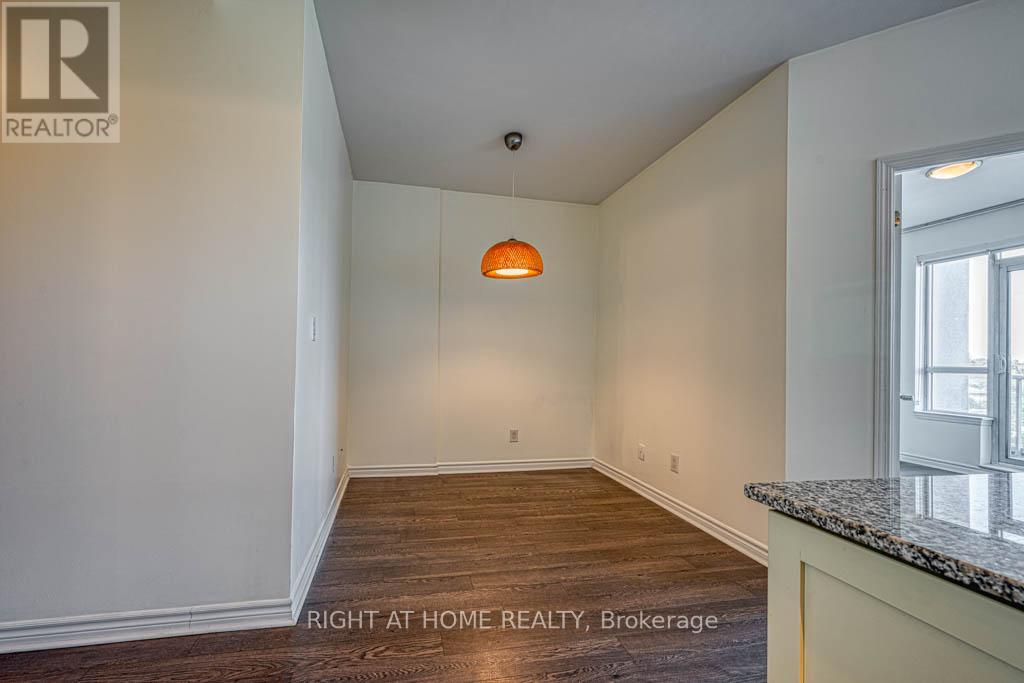 509 - 3865 Lake Shore Boulevard W, Toronto, Ontario  M8W 0A2 - Photo 13 - W12472944
