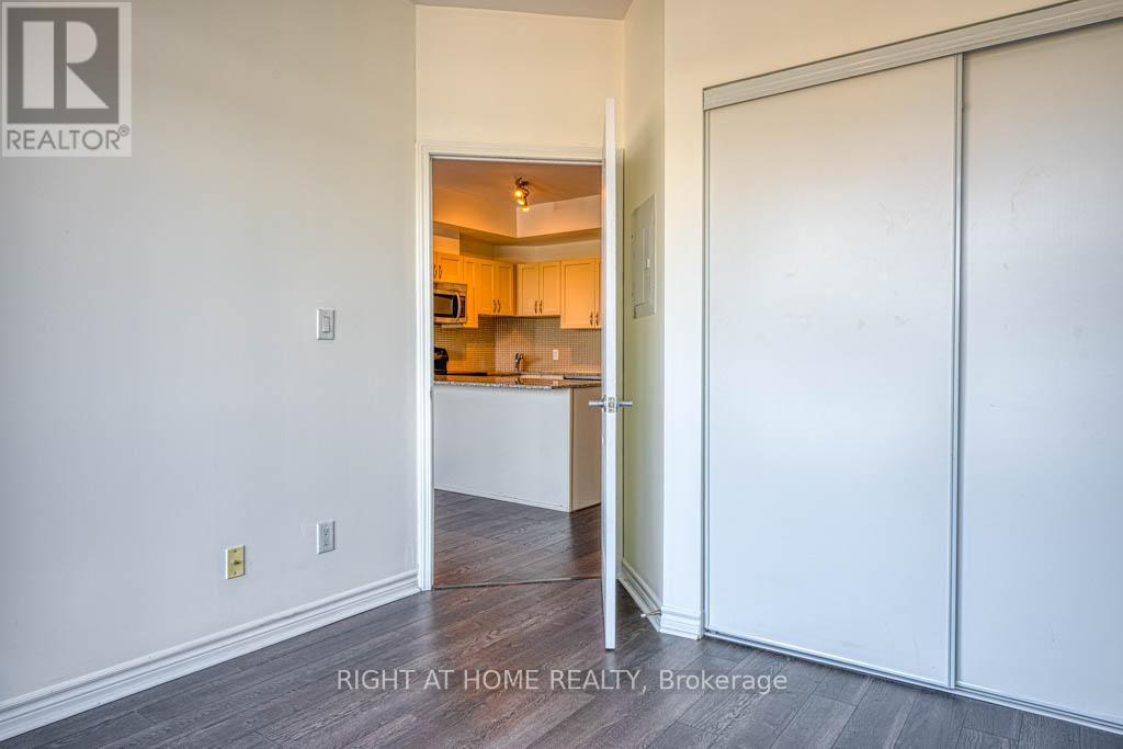 509 - 3865 Lake Shore Boulevard W, Toronto, Ontario  M8W 0A2 - Photo 16 - W12472944