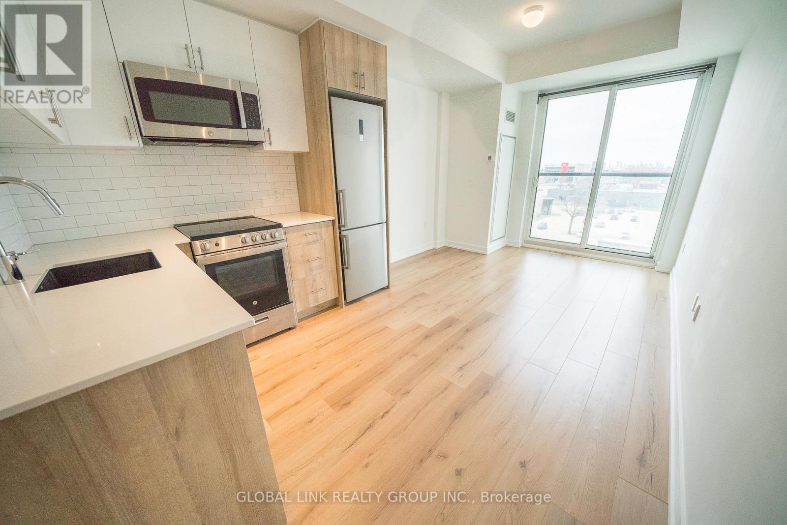 501 - 1195 The Queensway Way, Toronto (Islington-City Centre West), Ontario  M8Z 0H1 - Photo 5 - W12472955