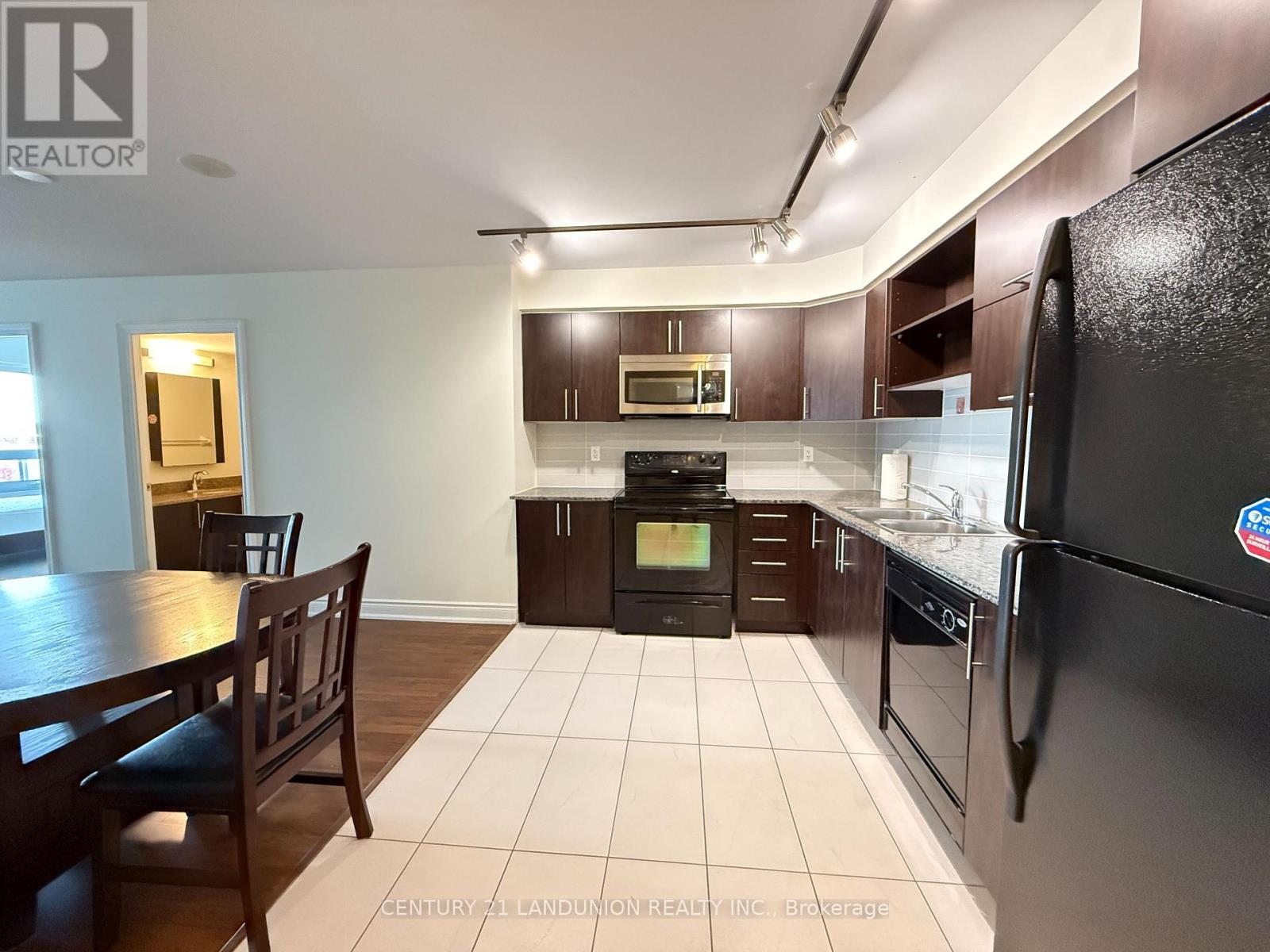 622 - 60 South Town Cenre Boulevard, Markham, Ontario  L6G 0C5 - Photo 9 - N12452636