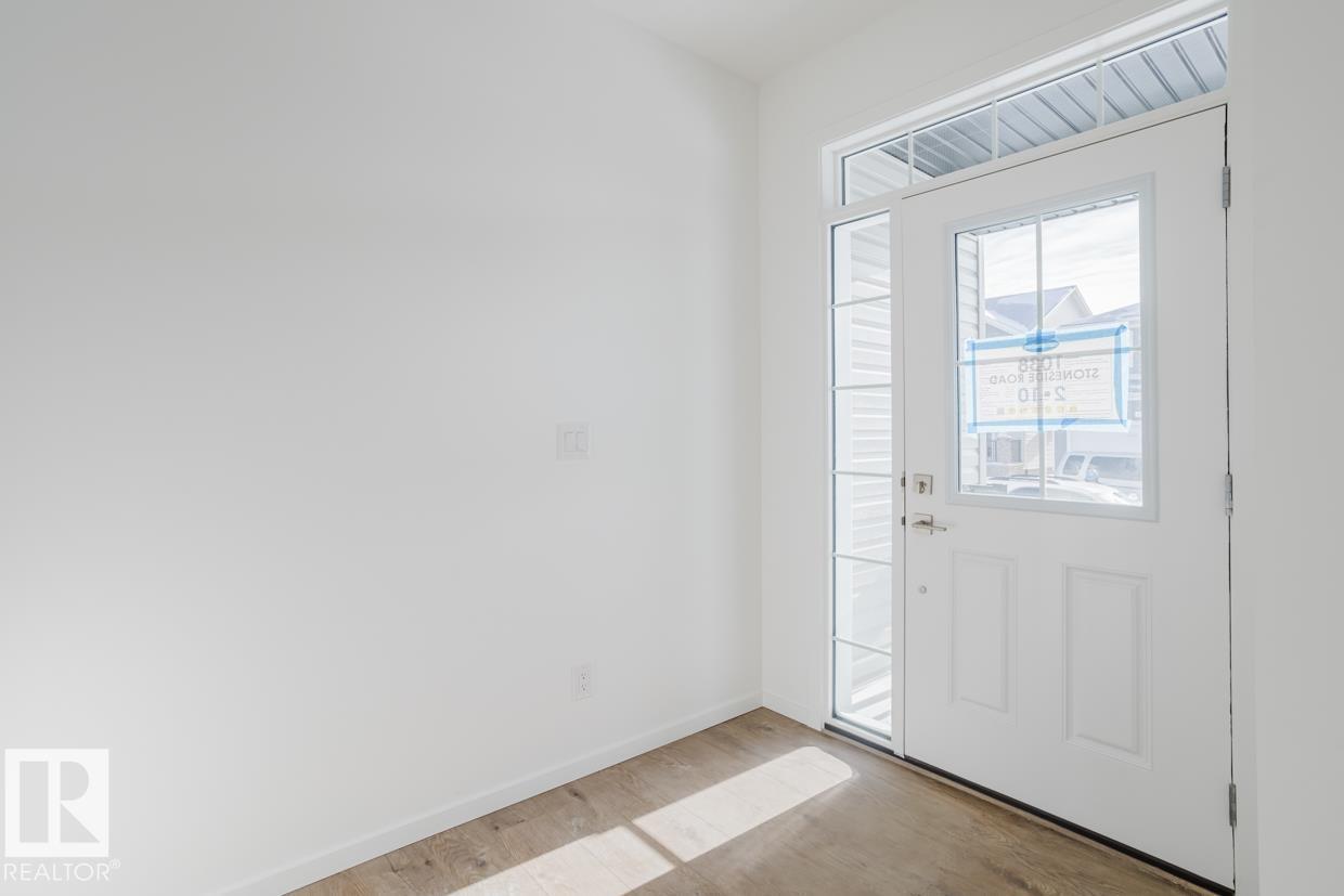 1027 Wolf Willow Wy, Sherwood Park, Alberta  T8H 3B3 - Photo 5 - E4462886