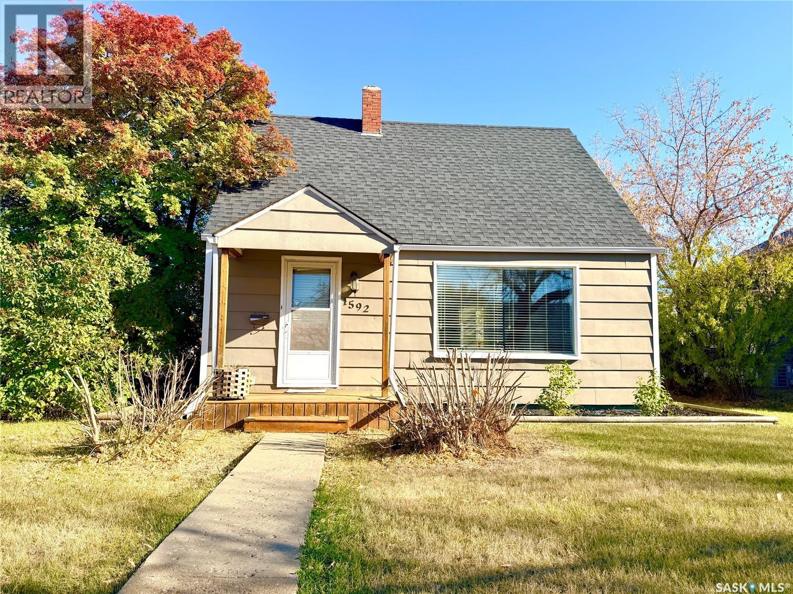 1592 99th STREET, North Battleford, Saskatchewan