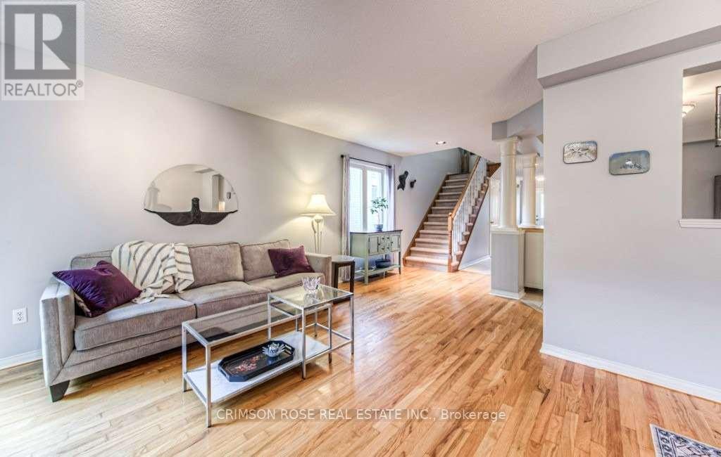 2096 Glenhampton Road, Oakville, Ontario  L6M 3X1 - Photo 15 - W12472964