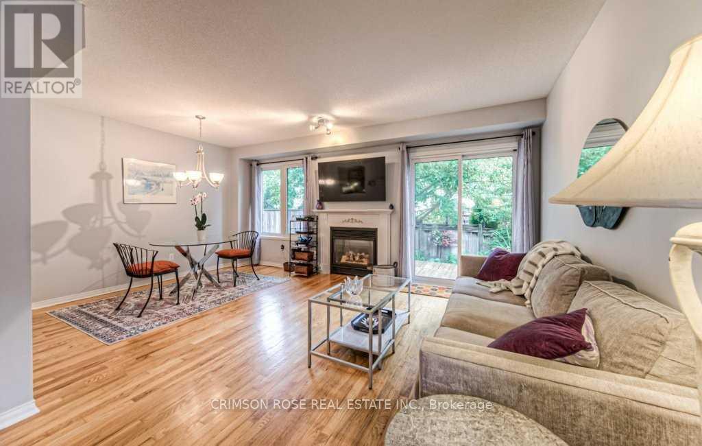 2096 Glenhampton Road, Oakville, Ontario  L6M 3X1 - Photo 16 - W12472964