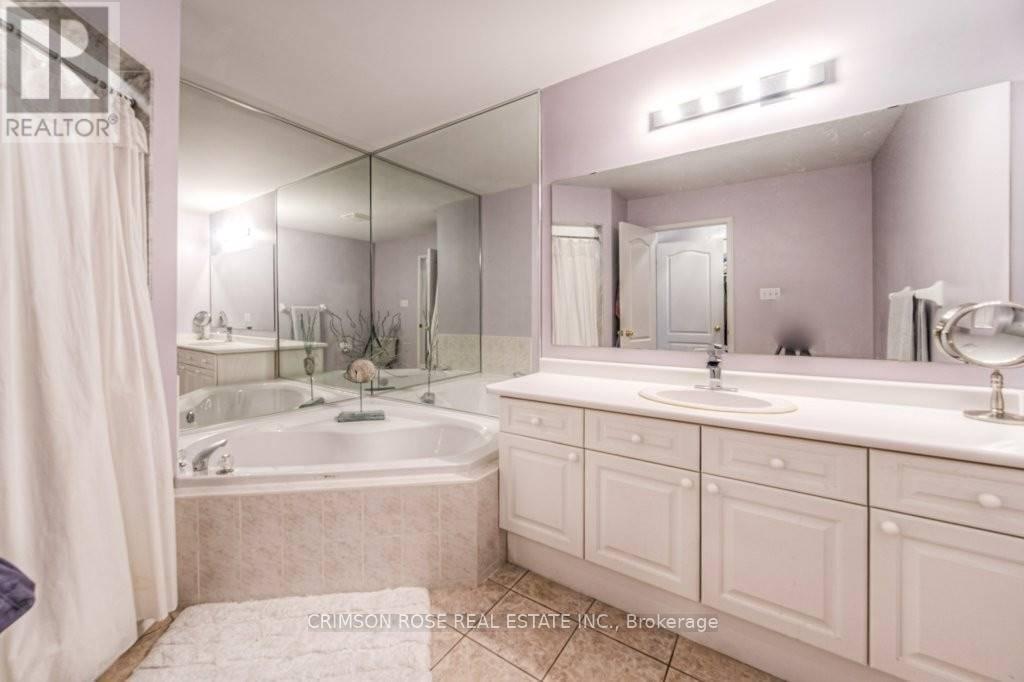 2096 Glenhampton Road, Oakville, Ontario  L6M 3X1 - Photo 23 - W12472964