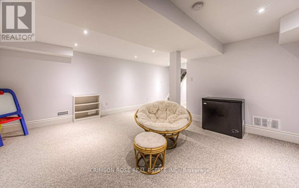 2096 Glenhampton Road, Oakville, Ontario  L6M 3X1 - Photo 29 - W12472964