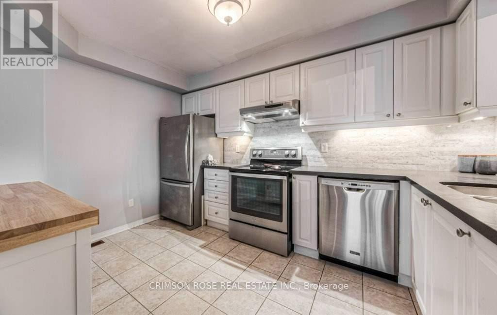 2096 Glenhampton Road, Oakville, Ontario  L6M 3X1 - Photo 7 - W12472964