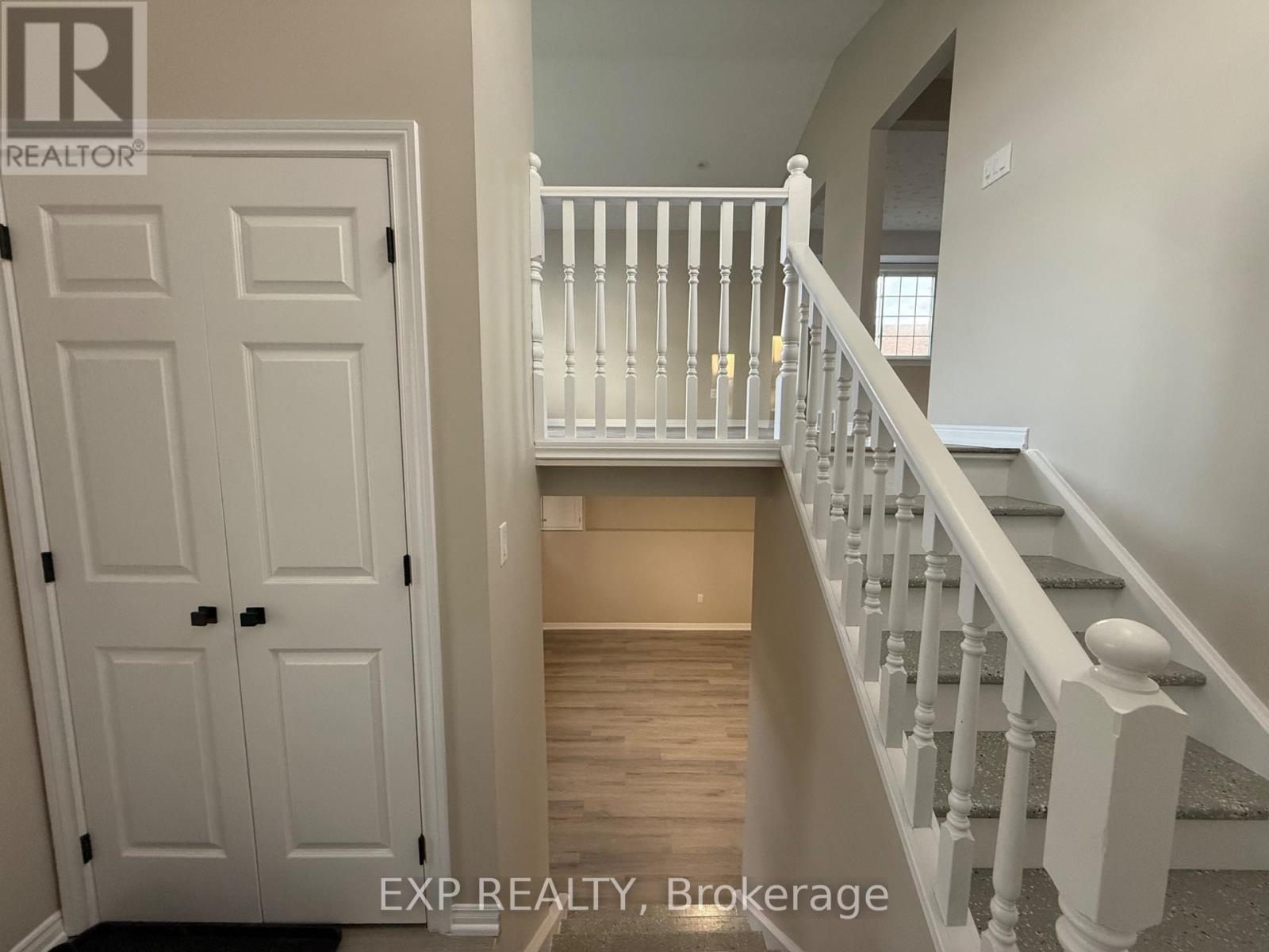 2979 Riselay Avenue, Fort Erie, Ontario  L0S 1N0 - Photo 4 - X12470764