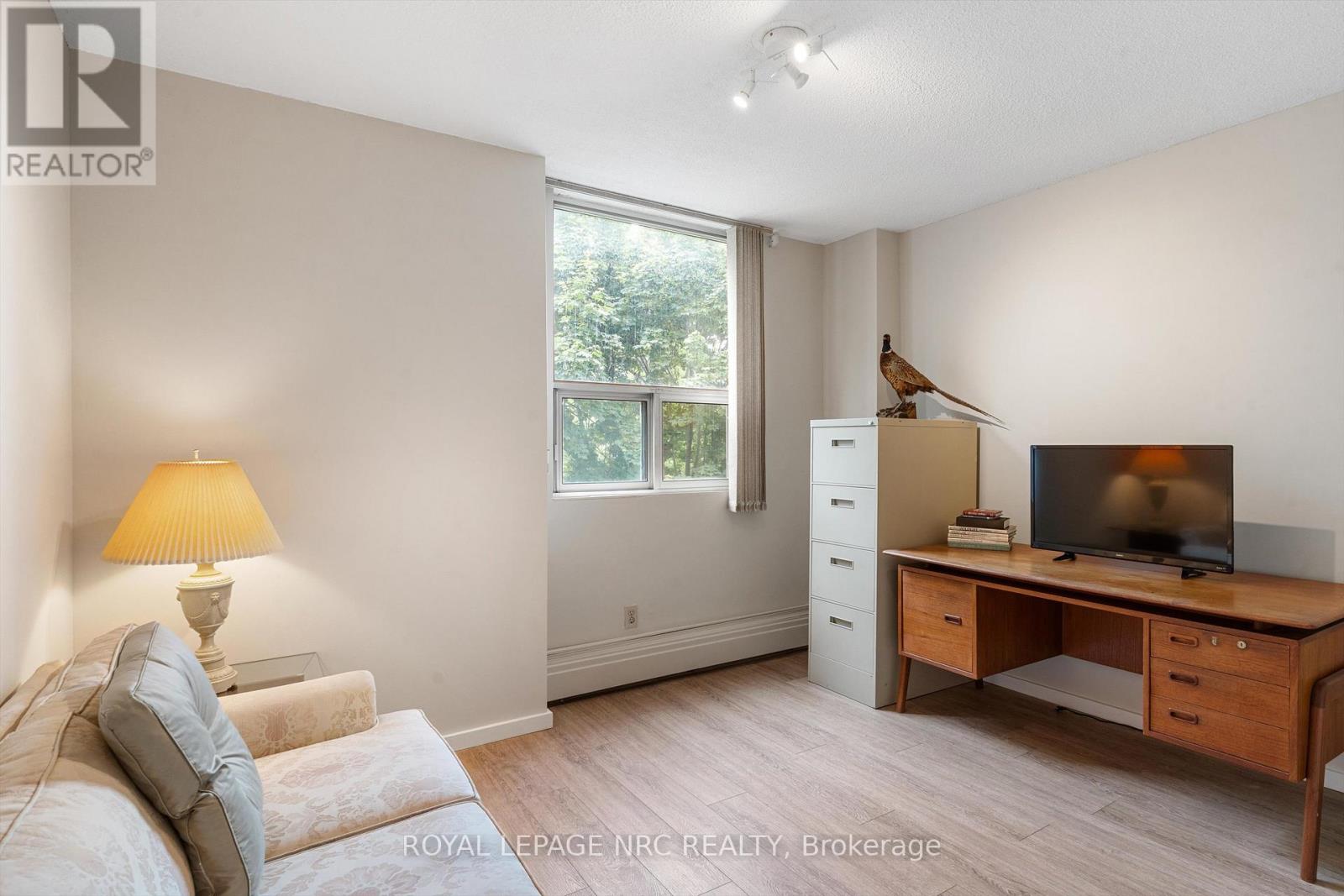 401 - 365 Geneva Street, St. Catharines, Ontario  L2N 5S7 - Photo 19 - X12472970