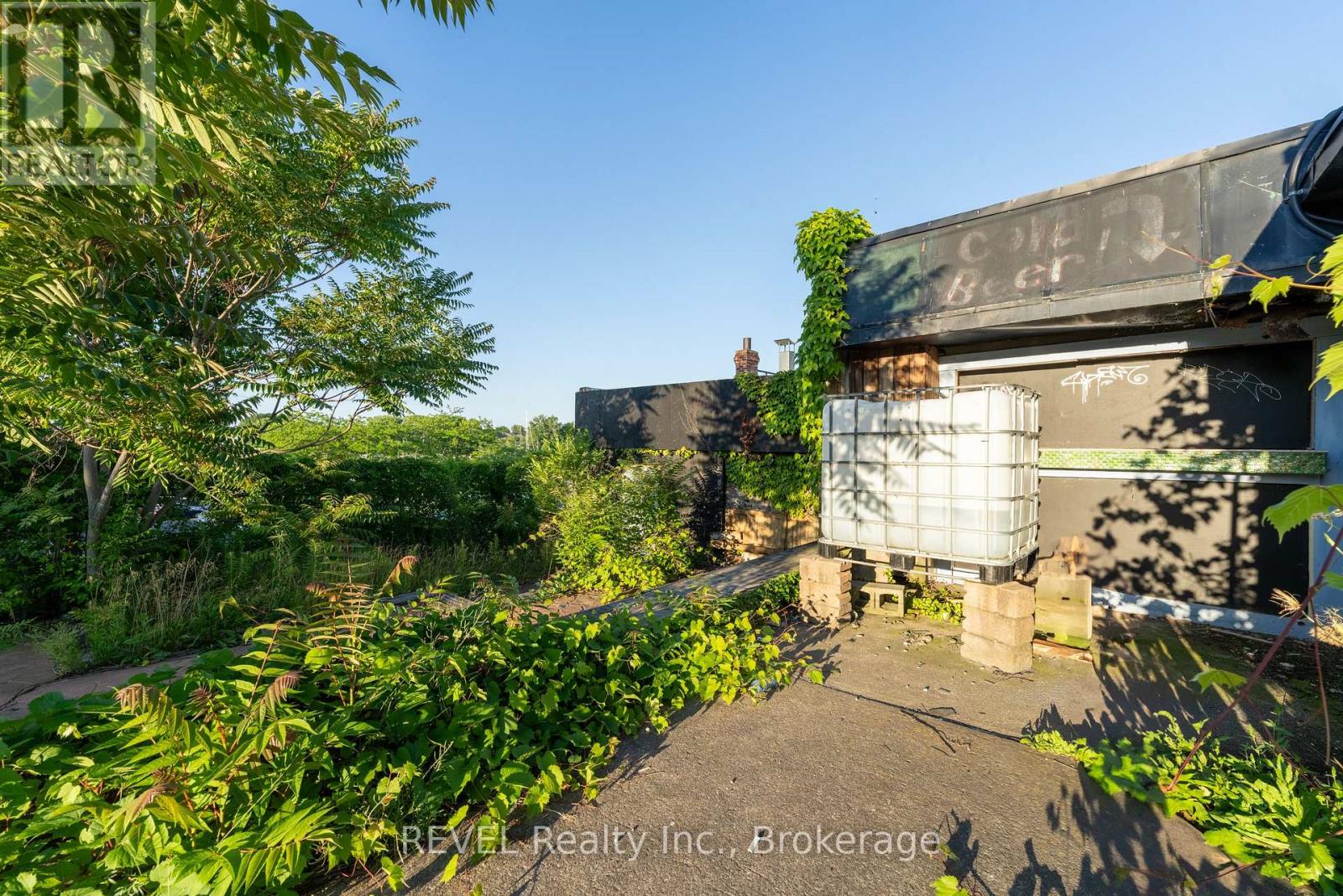 14 Lakeport Road, St. Catharines, Ontario  L2N 4P5 - Photo 27 - X12472975
