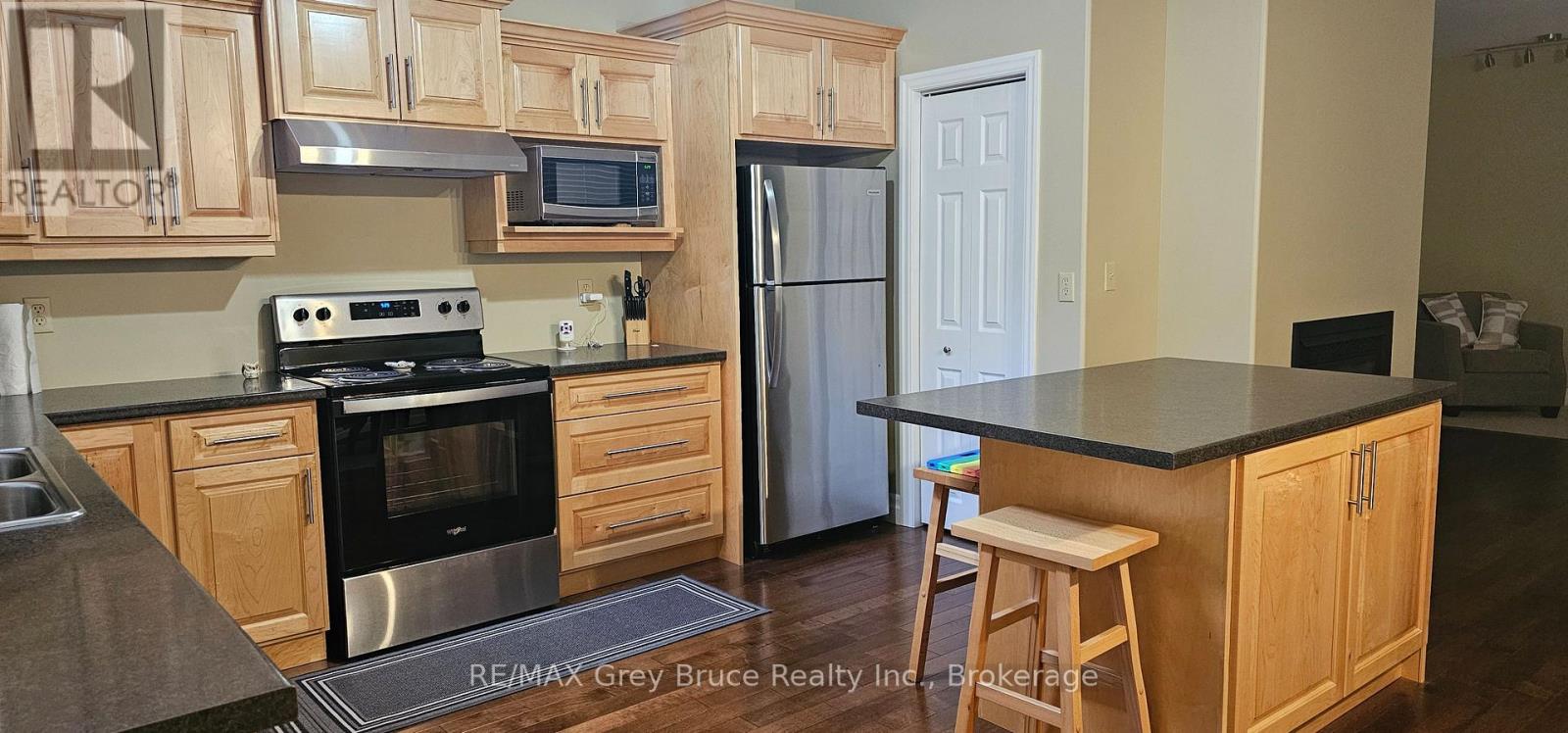 51 Lakewood Country Lane, Northern Bruce Peninsula, Ontario  N0H 1W0 - Photo 19 - X12472981
