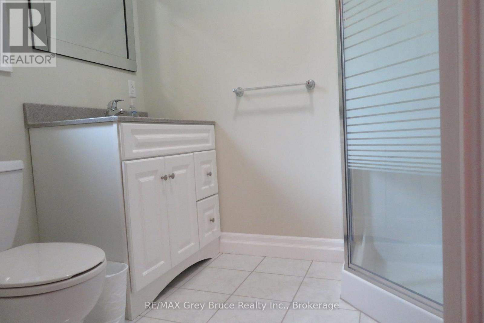 51 Lakewood Country Lane, Northern Bruce Peninsula, Ontario  N0H 1W0 - Photo 29 - X12472981