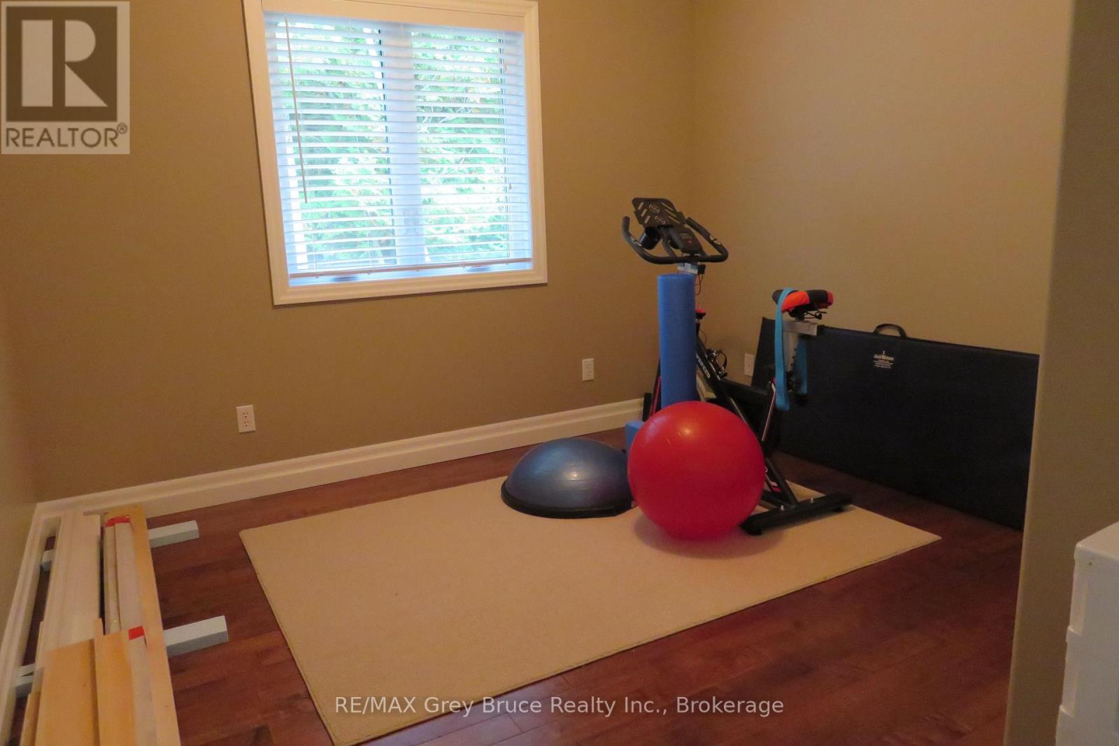 51 Lakewood Country Lane, Northern Bruce Peninsula, Ontario  N0H 1W0 - Photo 30 - X12472981