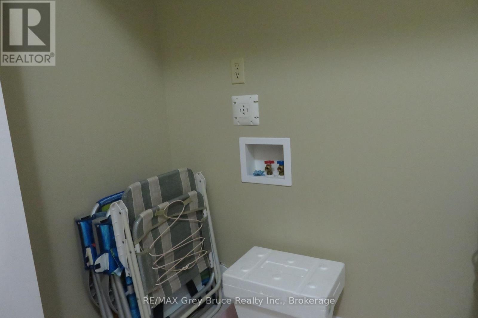 51 Lakewood Country Lane, Northern Bruce Peninsula, Ontario  N0H 1W0 - Photo 33 - X12472981
