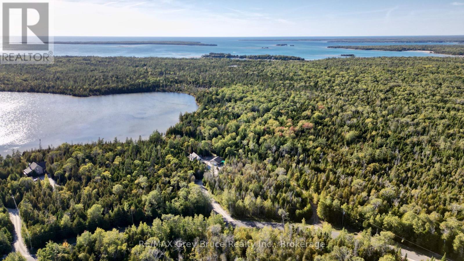 51 Lakewood Country Lane, Northern Bruce Peninsula, Ontario  N0H 1W0 - Photo 36 - X12472981