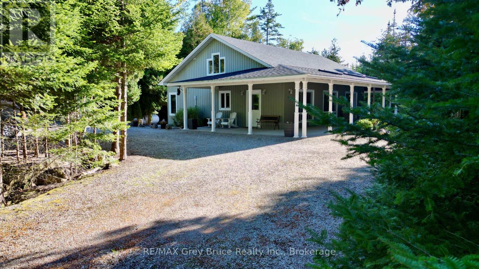 51 Lakewood Country Lane, Northern Bruce Peninsula, Ontario  N0H 1W0 - Photo 38 - X12472981