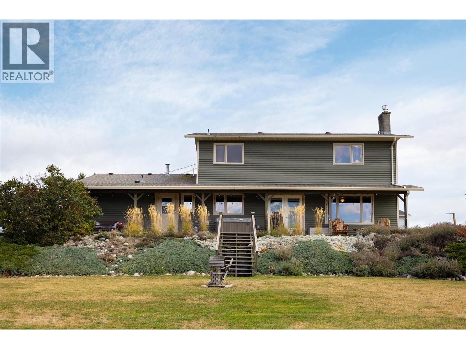 5432 Rochdell Road, Coldstream, British Columbia  V1B 3E8 - Photo 9 - 10366136