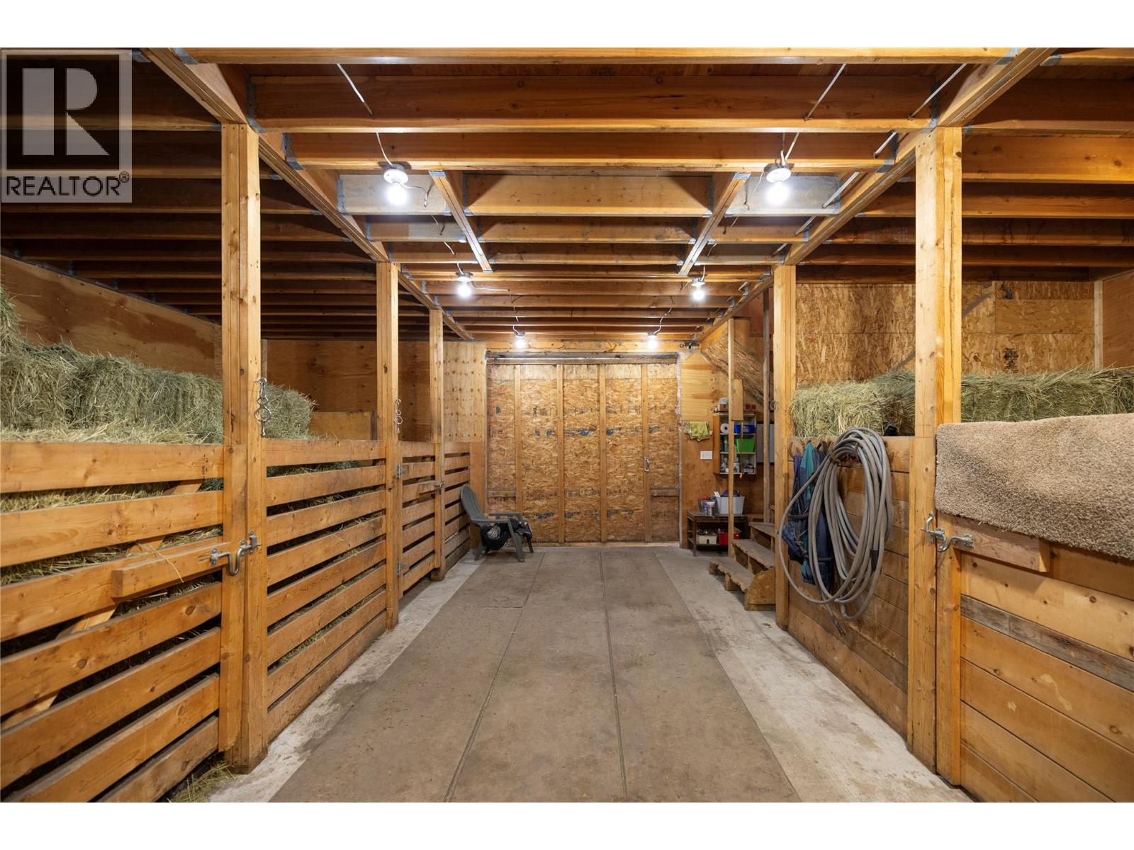 5432 Rochdell Road, Coldstream, British Columbia  V1B 3E8 - Photo 45 - 10366136