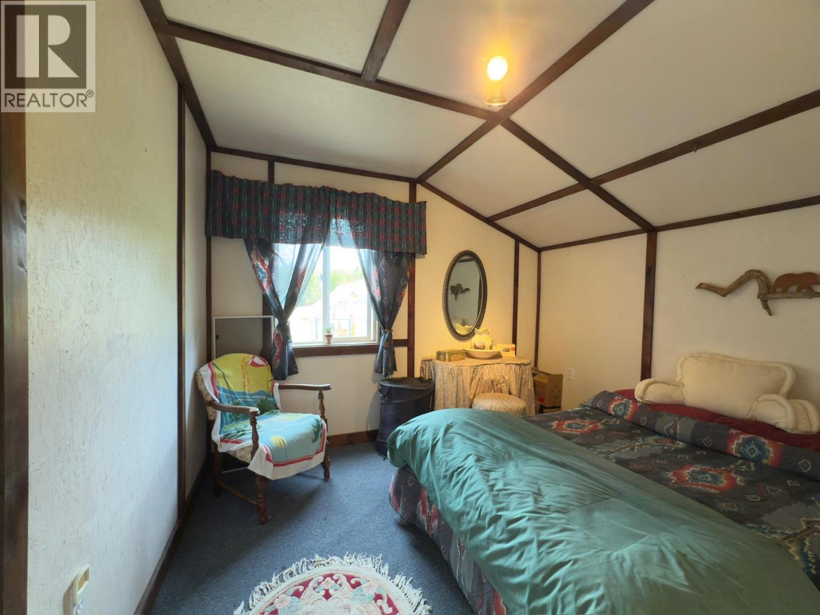 4050 Spokin Lake Road, 150 Mile House, British Columbia  V0K 2G0 - Photo 36 - R3060249