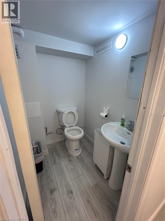 11 Queen Street Unit# 101 & 102, Brantford, Ontario  N3T 3B1 - Photo 26 - 40780318