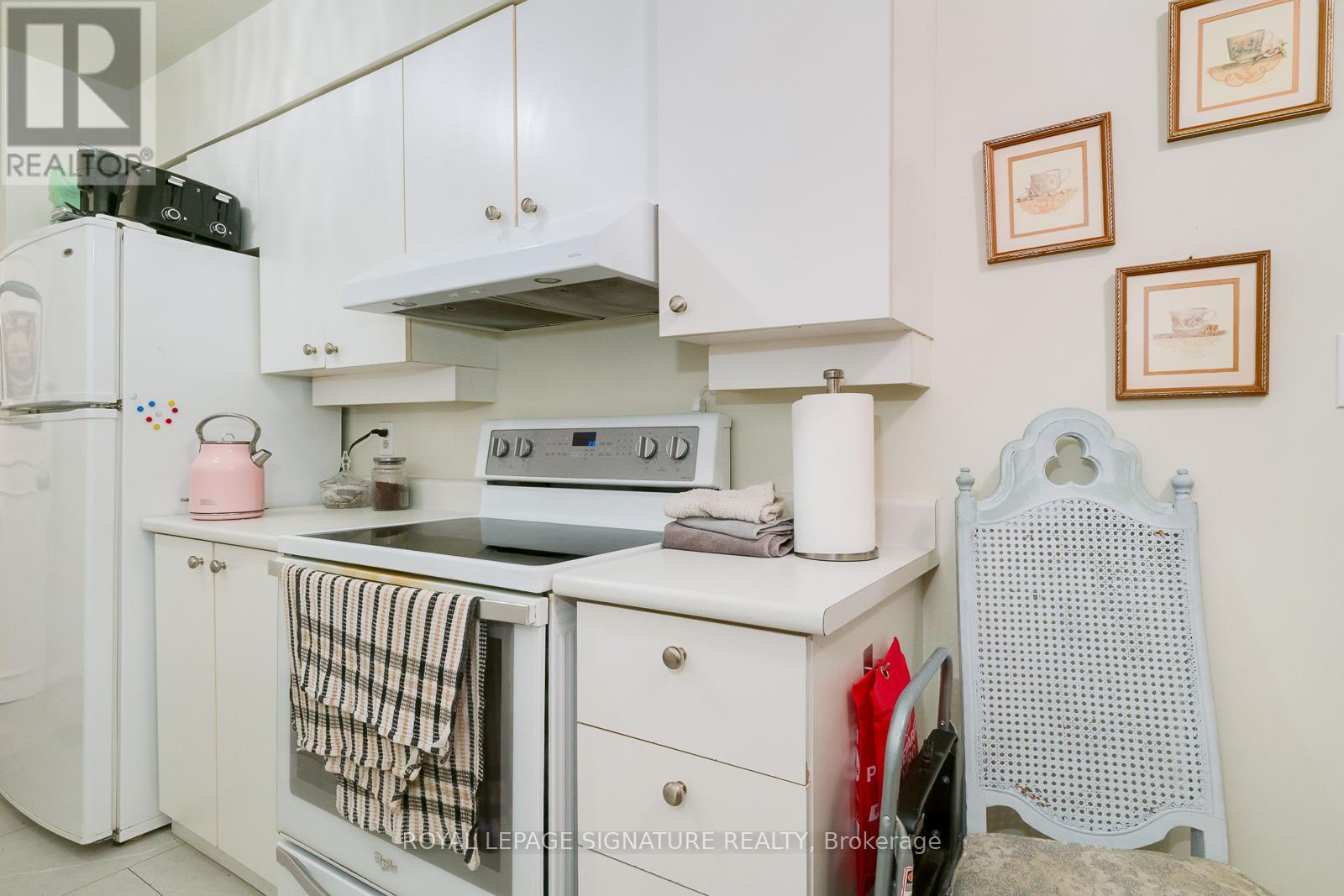 504 - 260 Heath Street W, Toronto, Ontario  M5P 3L6 - Photo 6 - C12472969