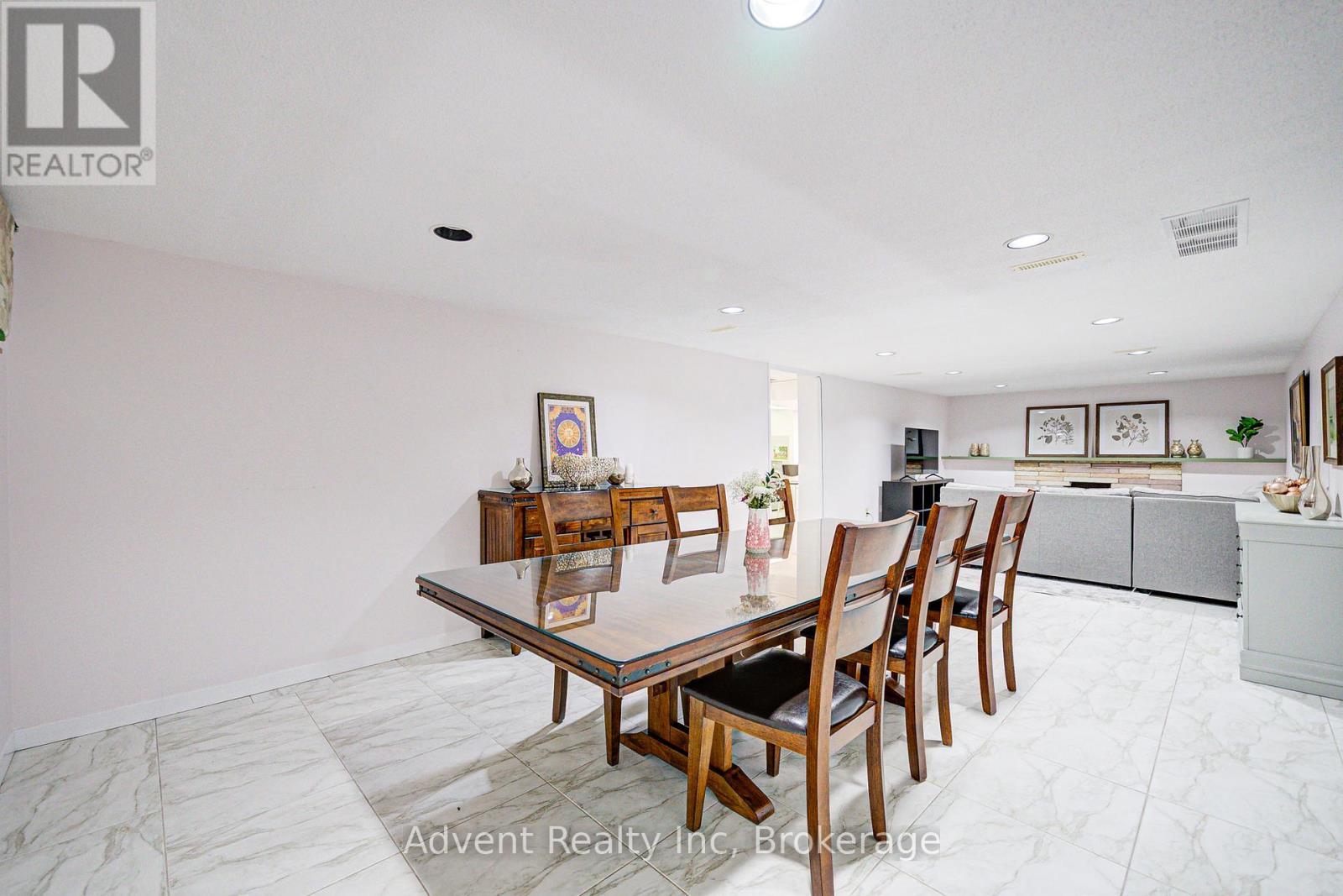 223 Willowdale Avenue, Toronto, Ontario  M2N 4Z4 - Photo 30 - C12472979