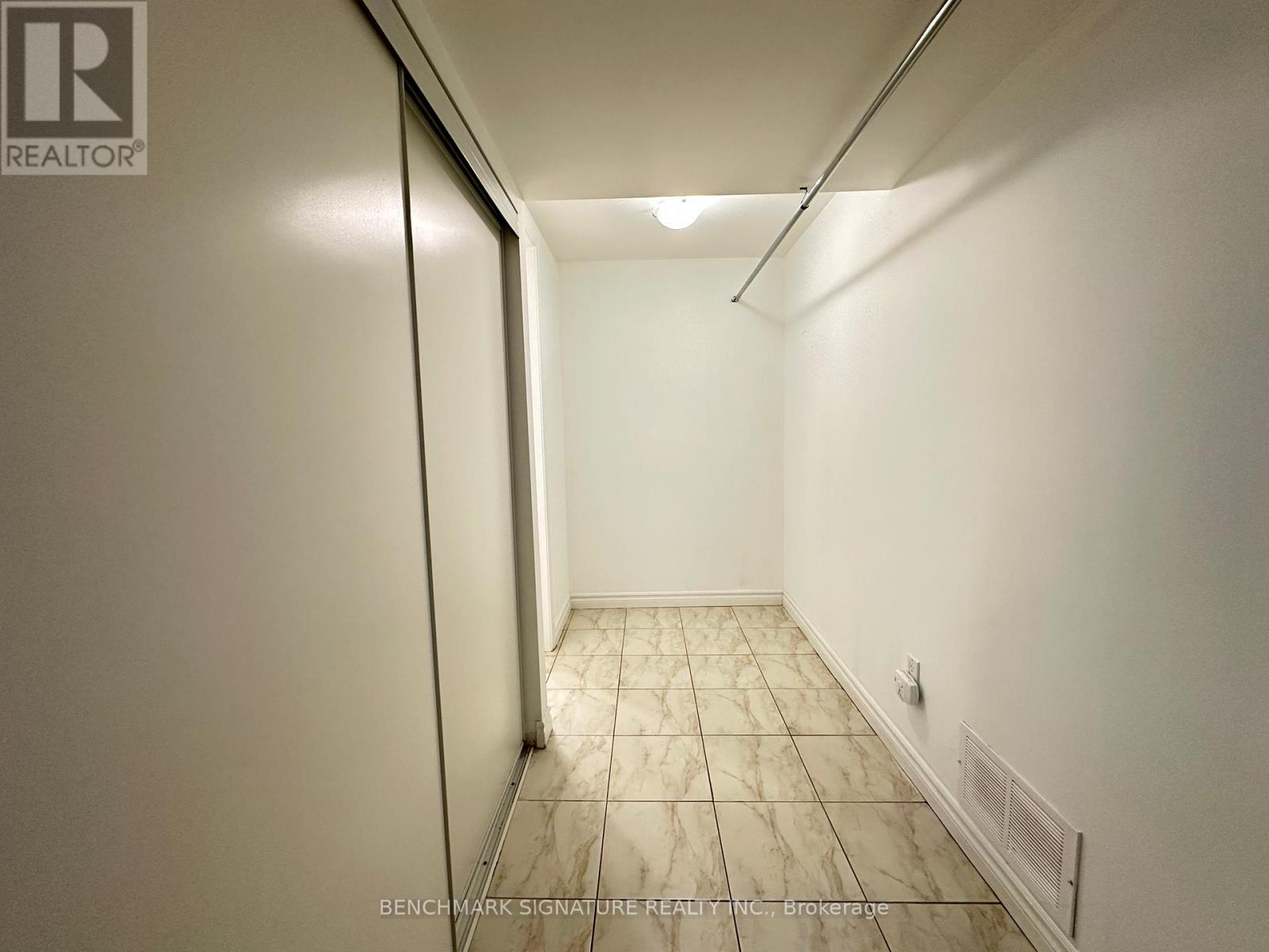 59 Highbridge (Bsmt) Place, Toronto, Ontario  M1V 4R9 - Photo 14 - E12472966