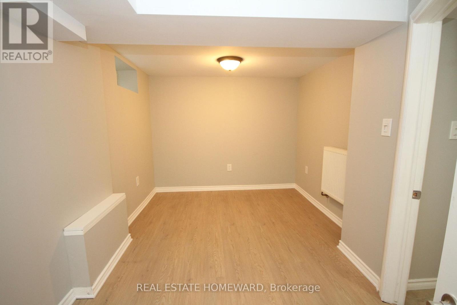 Lower - 101 Kingsmount Park Road, Toronto, Ontario  M4L 3L3 - Photo 12 - E12472973