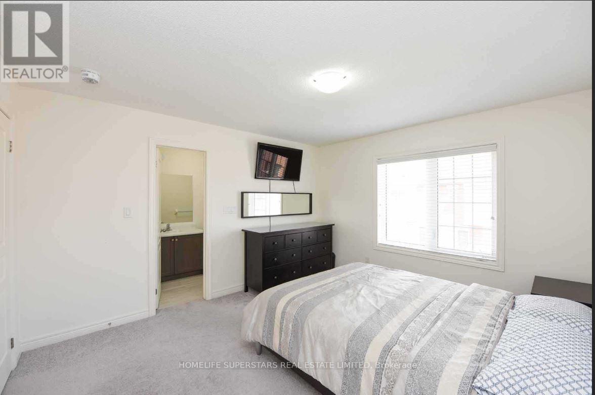 40 - 9 Aspen Hills Road, Brampton, Ontario  L6Y 6E3 - Photo 11 - W12472968