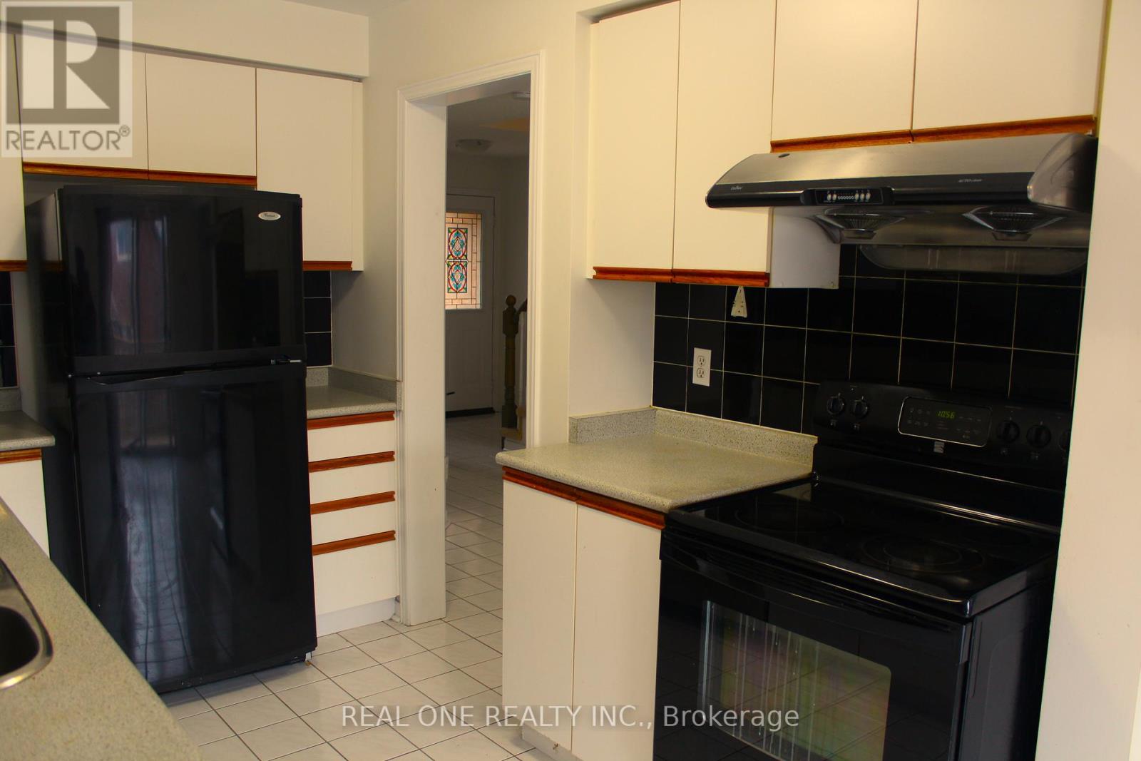 27 - 2550 Thomas Street, Mississauga, Ontario  L5M 5N8 - Photo 6 - W12472971